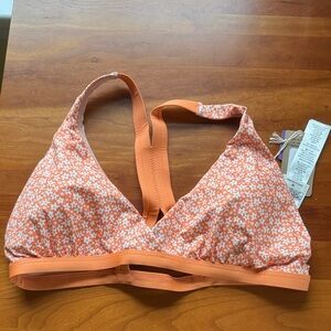 Patagonia Orange Floral women’s Bottom Turn bathing suit top size Medium
